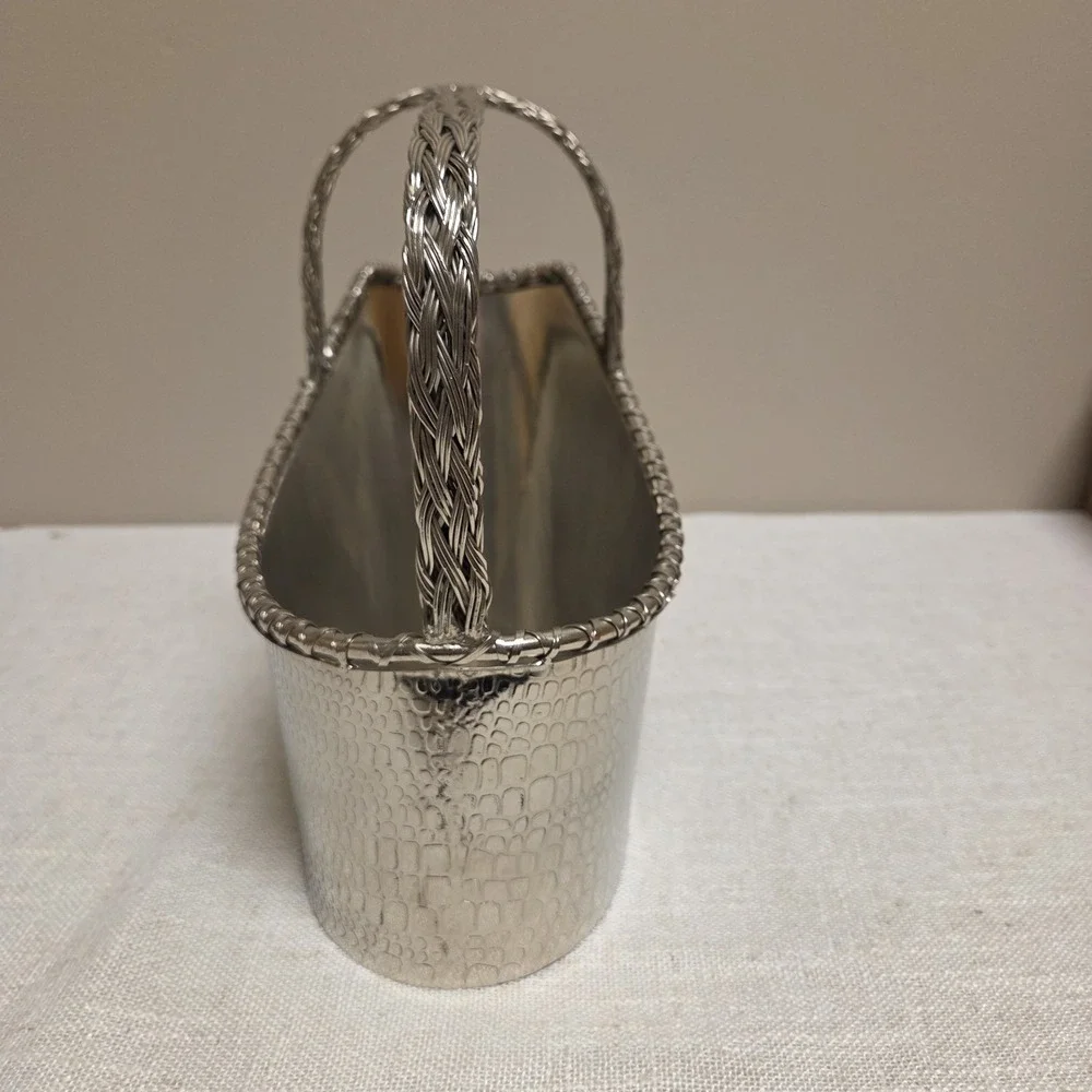 The Unbranded Brand this handcrafted